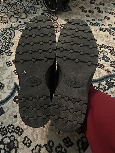 tods: Ölçü: 41, rəng - Qara, İşlənmiş — 2