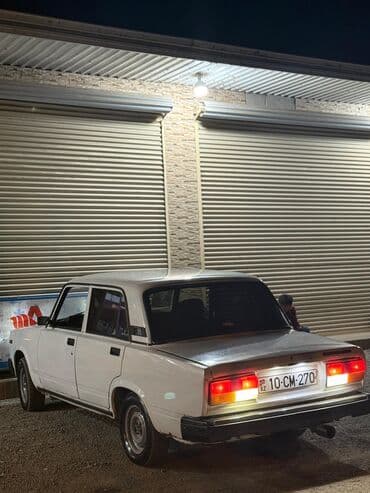 ваза стеклянная прозрачная высокая без узора: VAZ (LADA) 2107: 1.6 l | 1995 il 2410000 km Sedan — 19