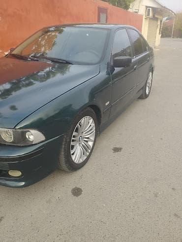 bmw 3 series: BMW 5 series: 2.5 l | 1996 il Sedan — 5