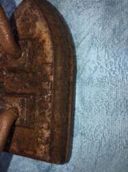 Əntiq vazalar: Antik döküm ütü (köhnə tip “kömürsüz” qızdırılan ütü) - Material — 4