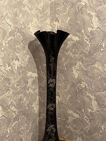 dekorativ güller: Bir vaza — 1