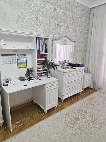 2 li kravat: Qız üçün, Təknəfərlik çarpayı, Yazı masası, Dolab, Termo — 2