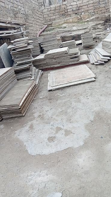 islenmis plastik qapi pencere: Taxta kalıp/ştabel kontrplak lövhələr - Material: sıxlamalı — 2