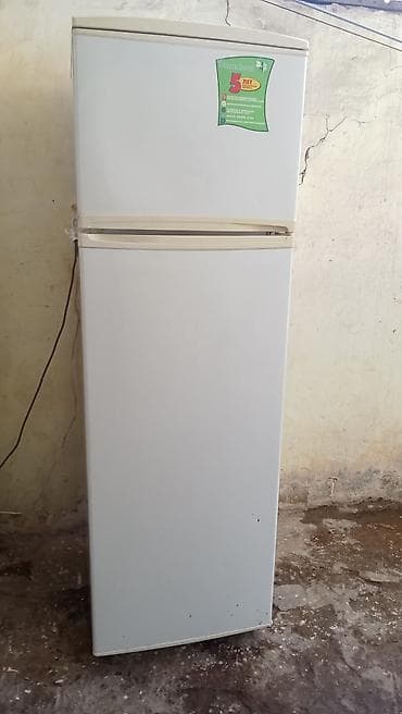Dnepr soyuducu tam işləkdir problemi yoxdur əla soyudur. 60/180 cm lalafo.az -da Dnepr soyuducu tam işləkdir problemi yoxdur əla soyudur. 60/180 cm