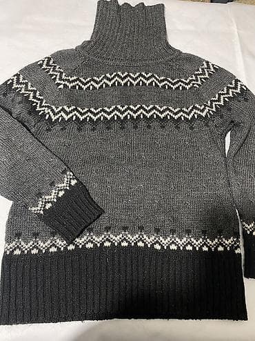 Qalın qış koftası. 1 dəfə geyinilib. Təzə kimidir,ölçü standart,bir az