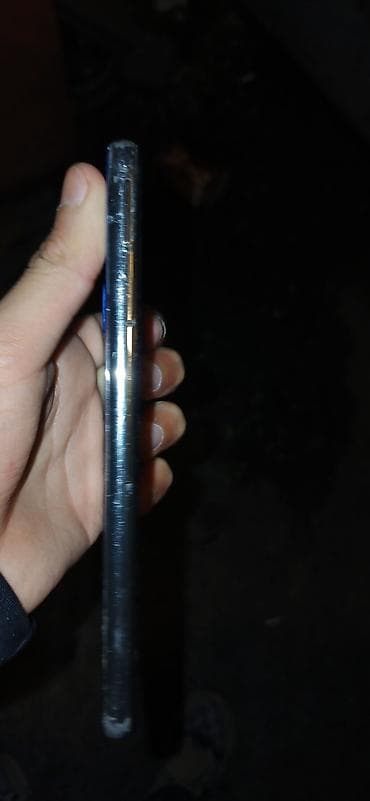 sony xperia z3: Məhsul: Smartfon Xüsusiyyətlər: - Korpusu metal çərçivəli, yan — 1