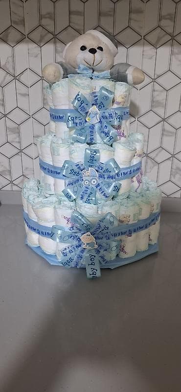 oğlanlar bayramı: Mavi temalı “It’s a Boy” uşaq bezi tortu - 3 mərtəbəli dekorativ tort — 2