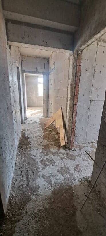 tecili satilan bina evler 2016: Yasamal, 3 otaqlı, Yeni tikili, m. İnşaatçılar, 96 kv. m — 2