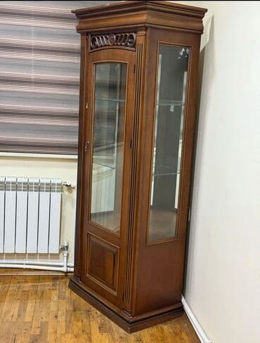 işlenmiş şkaf: İşlənmiş, Güzgülü, Rumıniya — 2