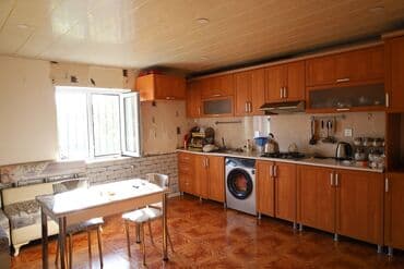 qutqaşınlı küçəsi: 6 otaqlı, 300 kv. m, Orta təmir — 18