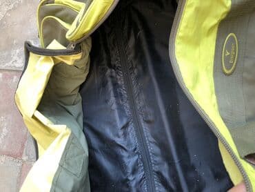 idman eşyaları: Boyuk çamadandır.birazda boyuyur ela vezıyyetde qlupu yoxdur — 6