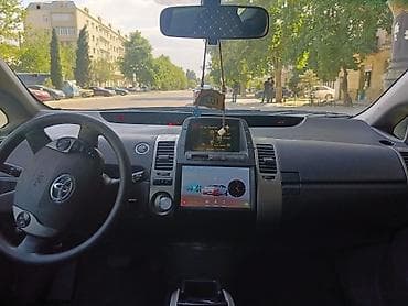maped satisi: Toyota Prius: 1.4 l | 2009 il Sedan — 2