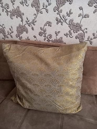 Digər tekstil: Dekorativ Yeni Sadə Yastıq, Ünvandan götürmə — 1