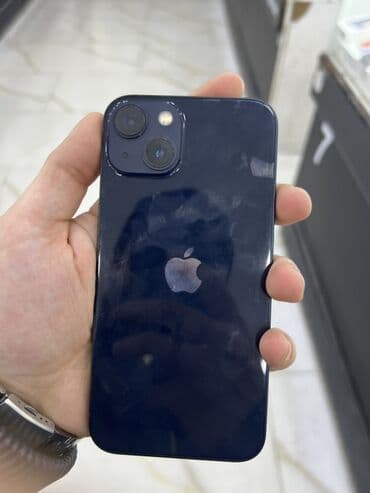 Hyundai: IPhone 13, Göy, Face ID — 2