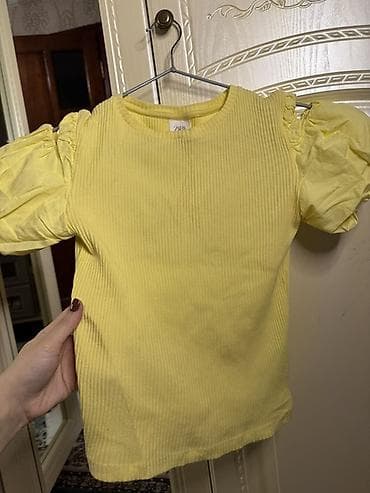 Oyuncaqlar: - Rəng: açıq sarı - Dizayn: ön və arxa hissə nazik şaquli qabarlı — 2