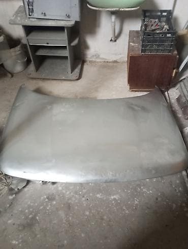 w202 kapotu: VAZ (LADA) 012, Rusiya — 1