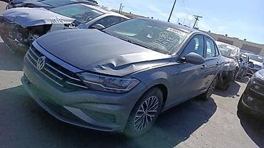 Volkswagen Jetta: 1.4 l | 2019 il Sedan — 7