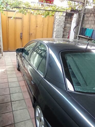 diffuser satisi: Opel sedan - Kuzov: 4 qapılı sedan, tünd rəng - Nömrə: AZ 90-DB-997 — 7