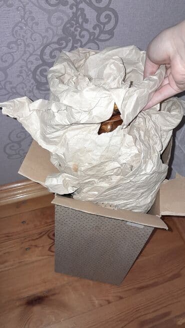 Quruducular: Bir vaza, Bogem şüşəsi — 2