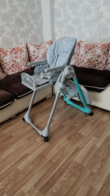 uşağı dəyişmək üçün stollu transformer çarpayılar: Uşaq yemek masasi — 6