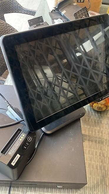 cek: POS sistemi dəsti Tərkib: - Sensor ekranlı POS terminal (touchscreen — 1