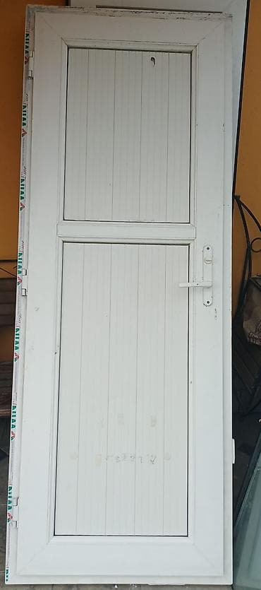 plasdik cen: Plastik (PVC) qapı və karkas dəsti - 1 ədəd tam qapı yarpağı və qapı — 4