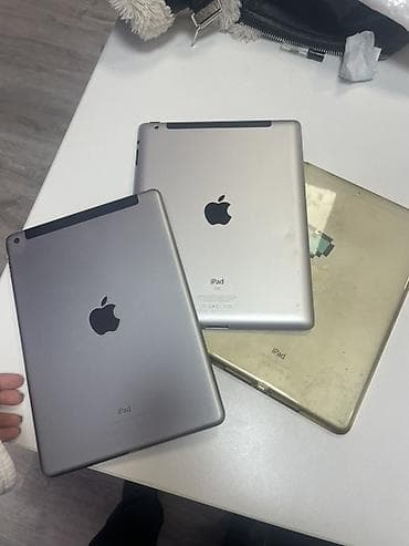 iphone 2 g: 3ü BİR ARADA CƏMİ 50azn Apple iPad planşetləri – bir neçə ədəd — 1