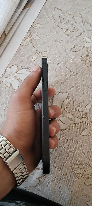 ps5 alan yerler: IPhone 12, 128 GB, Qara, Face ID — 2