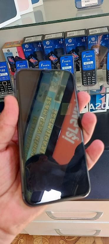 iphone 6s ekran: IPhone 11, 128 GB, Qara, Face ID — 1