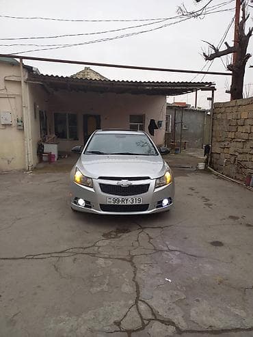 masin sat: Chevrolet Cruze: 1.4 l | 2014 il 320000 km Sedan — 1