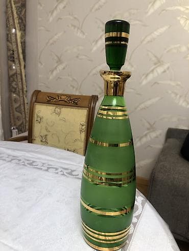 yasil lazer: Rəng - Yaşıl, Şüşə — 1