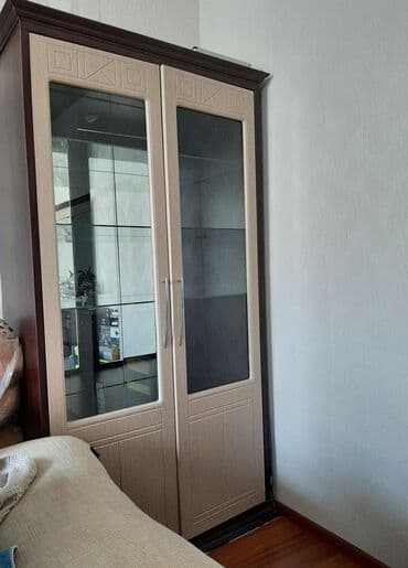 купить сервант бу: Б/у, Распашной, 2 двери Прямой шкаф, Сервант — 1