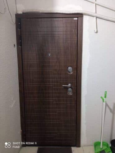 ist petrol tbilisi prospekti: Bakı, 3 otaqlı, Köhnə tikili, m. Memar Əcəmi, 90 kv. m — 8