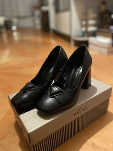 Tuflilər, Ölçü: 36, rəng - Qara, İşlənmiş