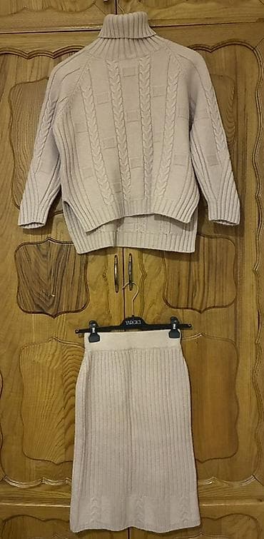 Женская одежда: Qadınlar üçün iki hissəli trikotaj dəst S/M - Rəng: açıq çəhrayı-krem — 3