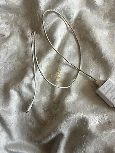 honor x9b adapter: Orijinal HONOR SuperCharge divar adapteri və USB‑C kabel dəsti - — 2