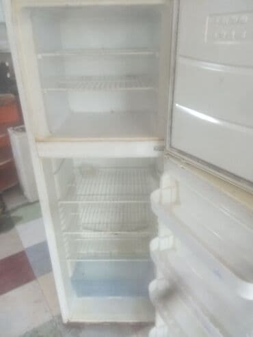 2 qapılı Beko Soyuducu Satılır, rəng - Ağ