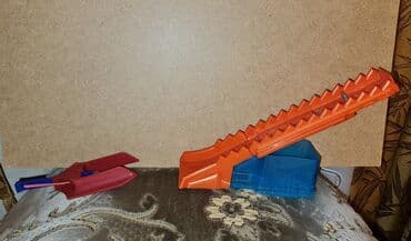 işlenmiş maşınlar: Hotwheels suda rəngi dəyişən maşınlar üçün yol 30 manata almışam 5 — 1