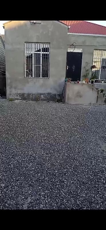 Mastaga Cilegerde 4 otaqli adelni heyet evi kiraye verilir esyalidir — 4