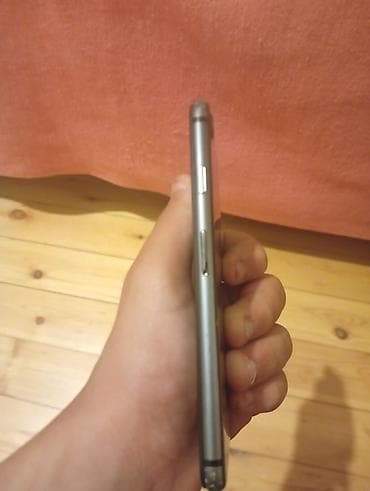 apple 5 s: IPhone 8, Space Gray, Barmaq izi — 6