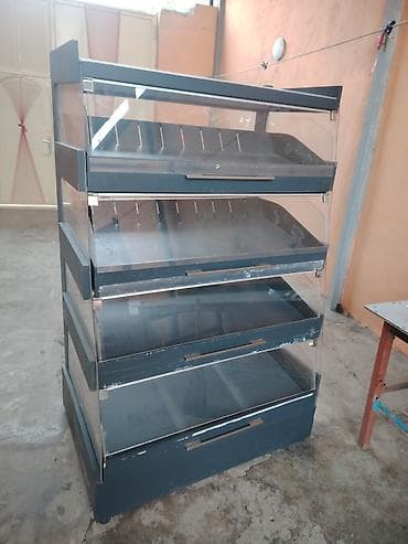 soba corek: Mağaza üçün vitrinalı çörək/bulka stendi - Material: metal karkas, ön — 4