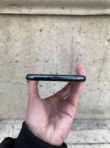 iphone 15 pro qiymet: IPhone 11 Pro Max, 64 GB, Matte Midnight Green, Zəmanət, Simsiz şarj, Face ID — 4