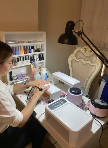 Кремы и сыворотки для лица: Лак для ногтей, Б/у, Самовывоз — 1