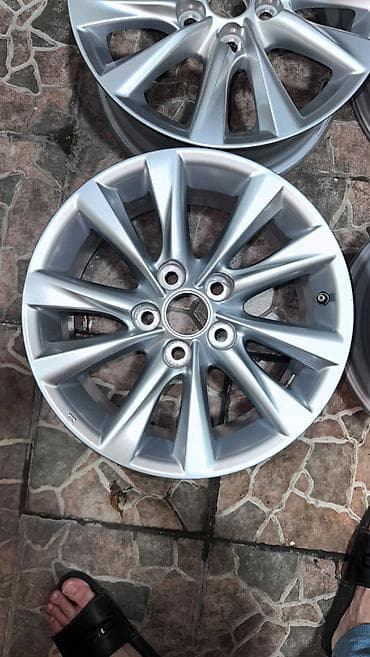 passat disk: İşlənmiş Disk Toyota R 16, 5 Boltlu — 3