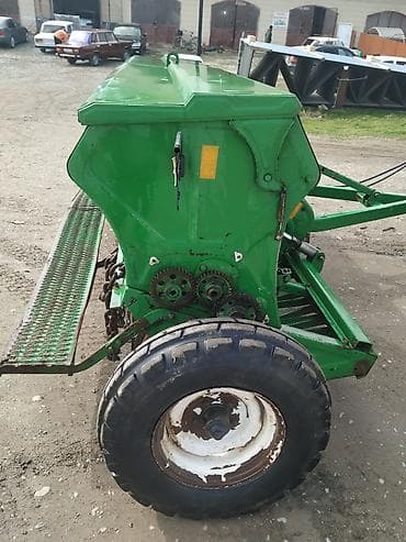 traktr satşı: Taxıl səpən aqreqat – mexaniki səpin üçün asılan tip - Traktora — 3