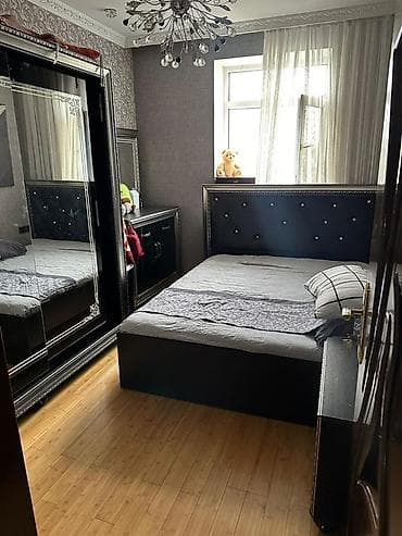 qonaq otaqi: Student qızlar üçün 4 otaqlı mənzil. 1 nəfər 150 manat — 5