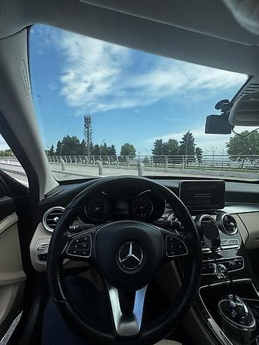 motor az: Mercedes-Benz C-Class: 2 l | 2015 il Sedan — 7