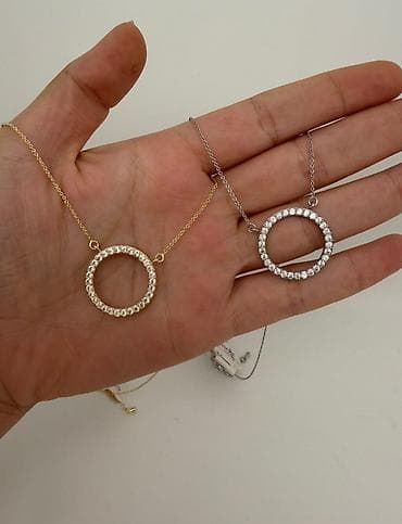 buji: Zərif boyunbağı kolleksiyası - Qızılı dörd yarpaq formalı asmalarla — 3
