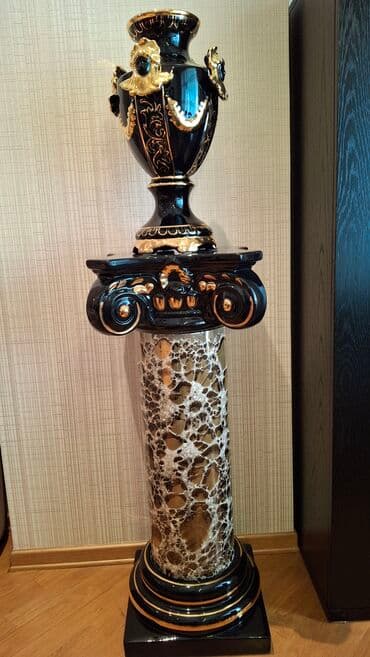 500 azn eskinaz: Vaza dəsti, Farfor — 4