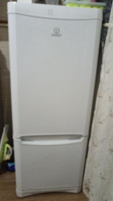 islenmis soyducular: İşlənmiş 2 qapılı Indesit Soyuducu Satılır, rəng - Ağ — 1
